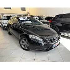 V40 2.0 Aut Momentum T4 2016 Preto