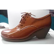 Zapato-mujer-botin-oxford-talla-39-40-charol-caramelo