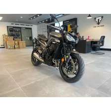 Triumph Street Triple 765 R 2023/2024