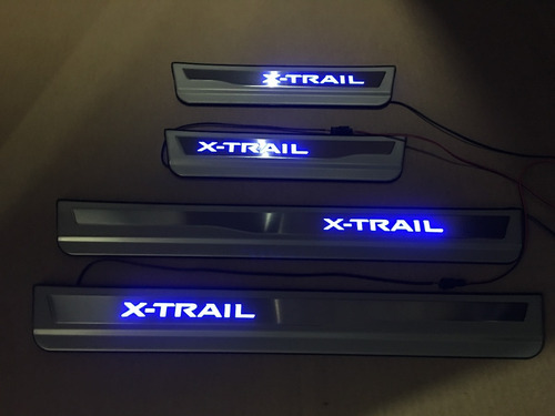 Estribos Embellecedores Led Nissan Xtrail X-trail 2015 2016 2017 2018 2019 Foto 6