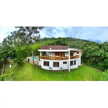 Se Vende Hermosa Villa En Jarabacoa