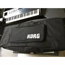 Korg Pa700 Arranger Keyboard 61 Key