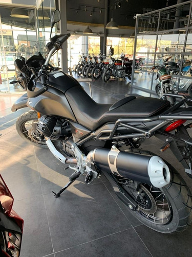 Moto Guzzi V85tt