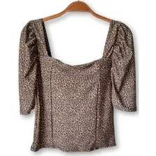 Blusa Cropped Reto Plus Size Animal Print Com Bojo Novidade