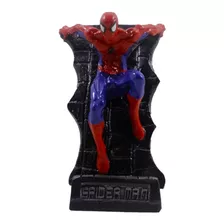 Boneco Coleção Marvel Homem Aranha Parede Estátuade Resina