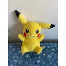 Peluche Pokemon Pikachu Tommy 23 Cm