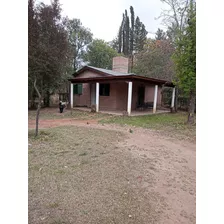 Cabaña Para 4 Personas Con Cochera, Parrilla Y Amplio Parque