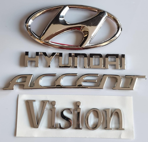 Foto de Hyundai Accent Emblemas X4 Cinta 3m