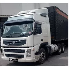 Caminhão Volvo Fm 370 6x2 Globetrotter Ano 2010