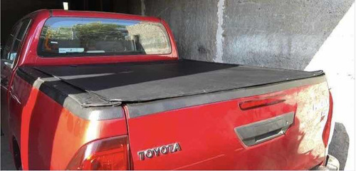 Lona Cubre Toyota Hilux 2006 - 2023 Filtro Uv Impermeable. Foto 2