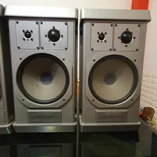 Par De Bafles Grundig Box M1500 Woofer De 10 Pulgadas