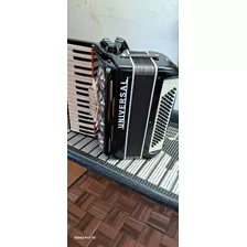 Acordeon Universal 80 Baixos Cor Preta