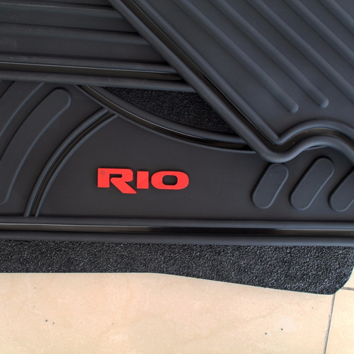 Tapetes Originales Kia Rio Vinil Letra Rojas Uso Rudo 1a8 Foto 2