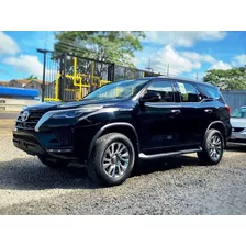 Toyota Fortuner - Automatica 4x4