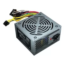 Fuente De Poder Quaroni Qpsu-02 De Potencia Hasta 600w Conexión A Mobo 20+4 Pines 2 Sata De Color Metalico