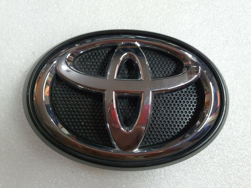 Emblema Toyota Hilux 2017-18-19 Foto 4