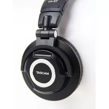 Auriculares Profesionales De Monitoreo Tascam Th-07