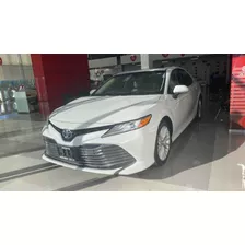 Toyota - Camry 2018