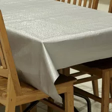 Toalha De Mesa Térmica Condessa Prata 1m X 1,40m - 4 Lugares