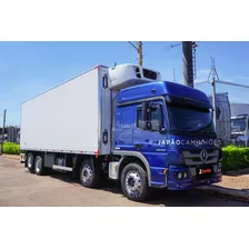 Mercedes Benz Atego 3030 8x2 2022 * C/ Baú Frigorífico *