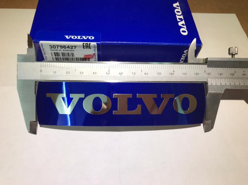  Emblema Grande Parrilla Letras  Volvo Xc60 2015  Original  Foto 8