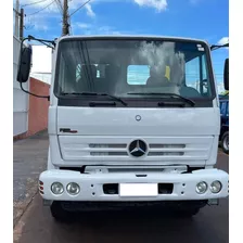 Mercedes Benz 1718 2011 4x2 Munck Carroceria