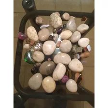 Colección De Piedras De Río