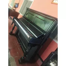 Piano Vertical Steinway