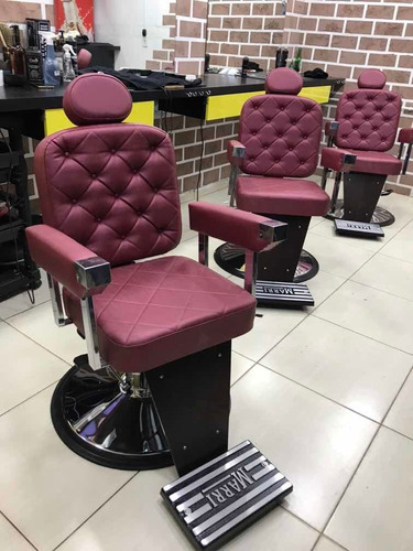 Comprar Kit 2 Cadeiras Barbeiro Dubai Barber Marri Frete Grátis - Apenas  R$5.580,00 - Peças para Moto