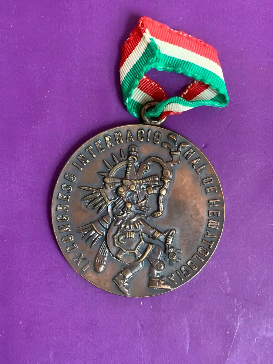 Medalla Relieve Quetzalcóatl Congreso Hematología