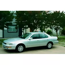 Toyota Camry 1993 2.2 At