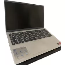 Laptop Dell Inspiron 15 3000