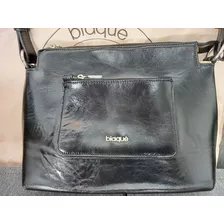 Cartera De Cuero Negra Charolada Marca: Blaqué - Un Solo 