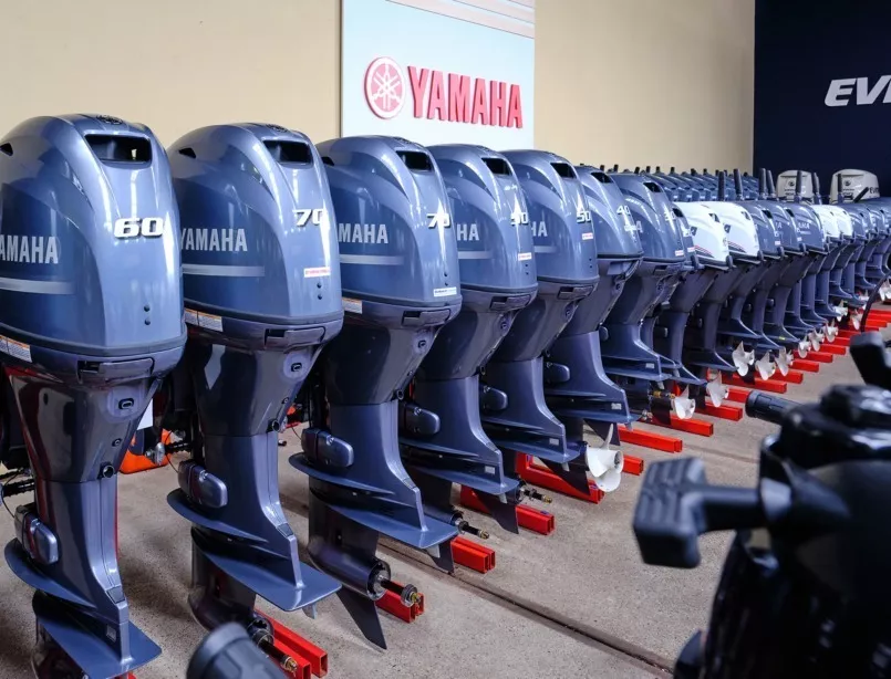 Yamaha 20hp - 300hp 4-stroke Outboard Motor Engine