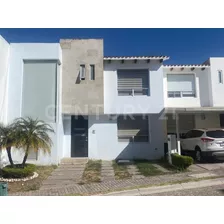 Venta De Casa Parque Castellana, Lomas De Angelopolis Ii