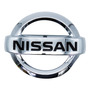 Emblema Parrilla Gris C/blanco Nissan V-drive 2021