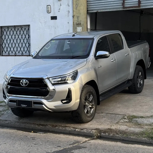 Toyota Hilux Pick-up 2.8 Cd Srv 204cv 4x4 At - 2021