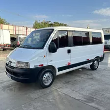 Peugeot Boxer 2.3 Hdi 330 Passageiro 16 Lugares 8v Diesel 3p