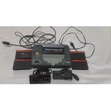 Master System 3 Compact,sonic, Com 4 Cartuchos E 2 Controles