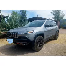 Jeep Cherokee 2018 3.3l Trailhawk At