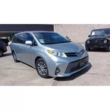 Toyota Sienna 2019