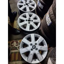 Vendo Los 4 Rines 15 Originales De Nissan March 