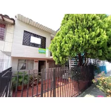 Apartaestudio En Arriendo En Cali La Selva. Cod 110398