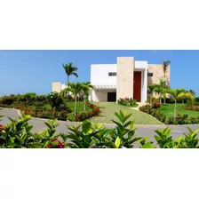 Villa Disponible En Playa Nueva Romana