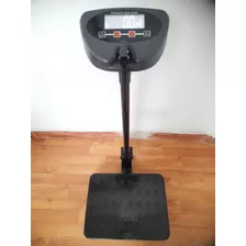 Bascula Con Tallimetro 190cm Capacidad De 180kg 