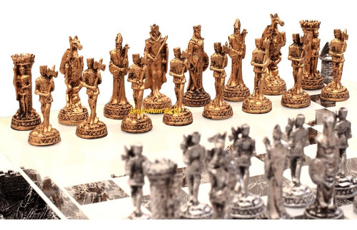 Tabuleiro De Xadrez Luxo Cavaleiros Medievais 3d 32 Peças - Escorrega o  Preço