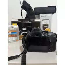 Câmera Nikon D5300 + Lente 18-55mm F/3.5
