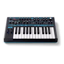 Sintetizador Novation Bass Station Ii