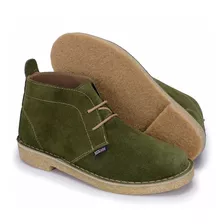 Sapatos Em Solado Crepe Desert Estilo Clarks De Camurça