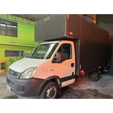 Iveco Daily 35s14 C/ Baú - Ano: 2014
